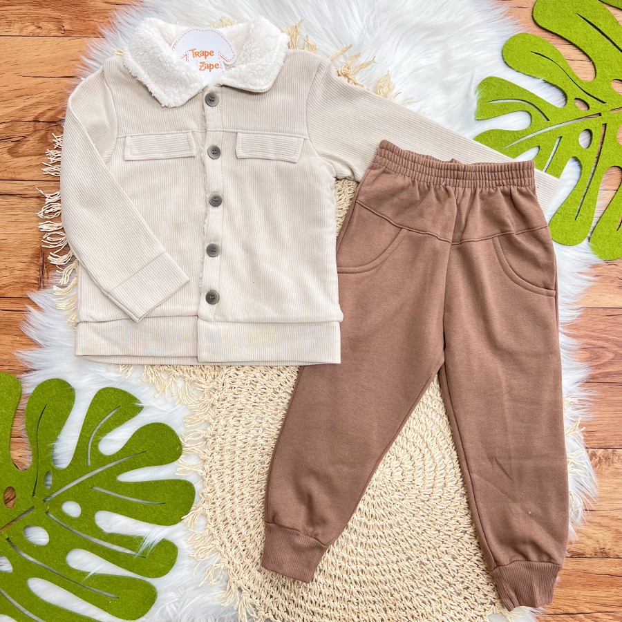 Conj. Casaco Canelado com Pelinho e Calça de Moletom - Areia